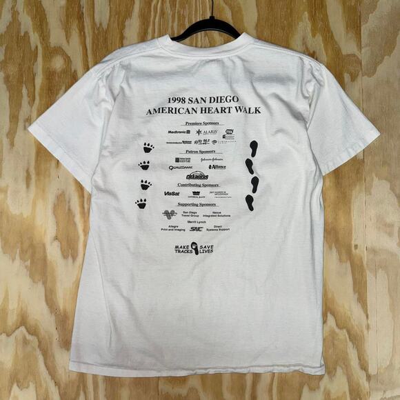 Vintage y2k american heart walk 1990s t-shirt - Picture 2 of 4